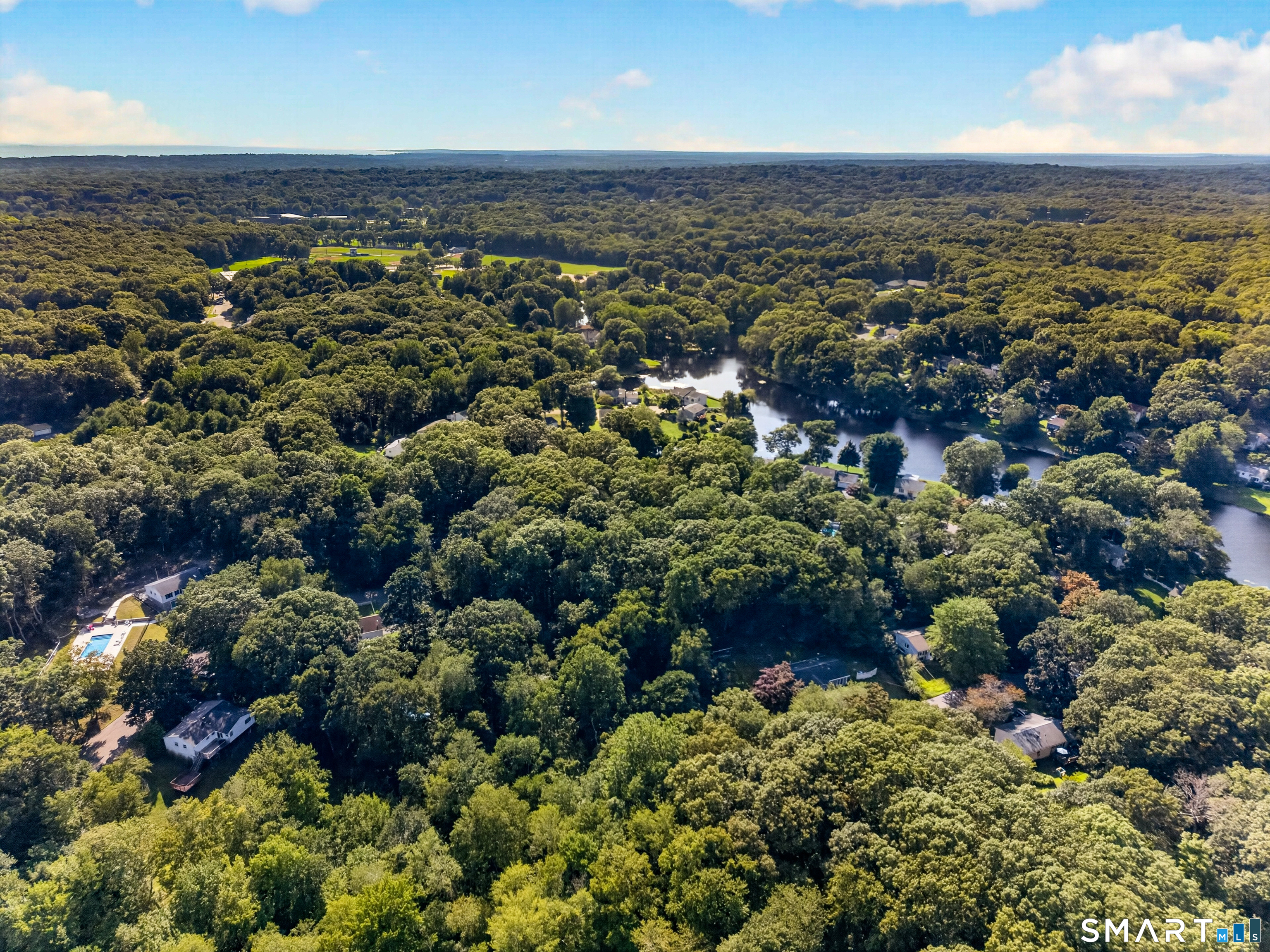 6 Hemlock Circle