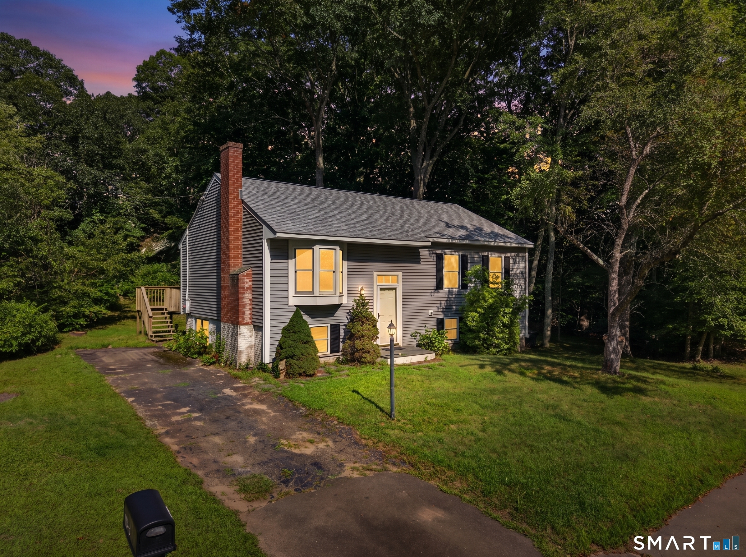 6 Hemlock Circle