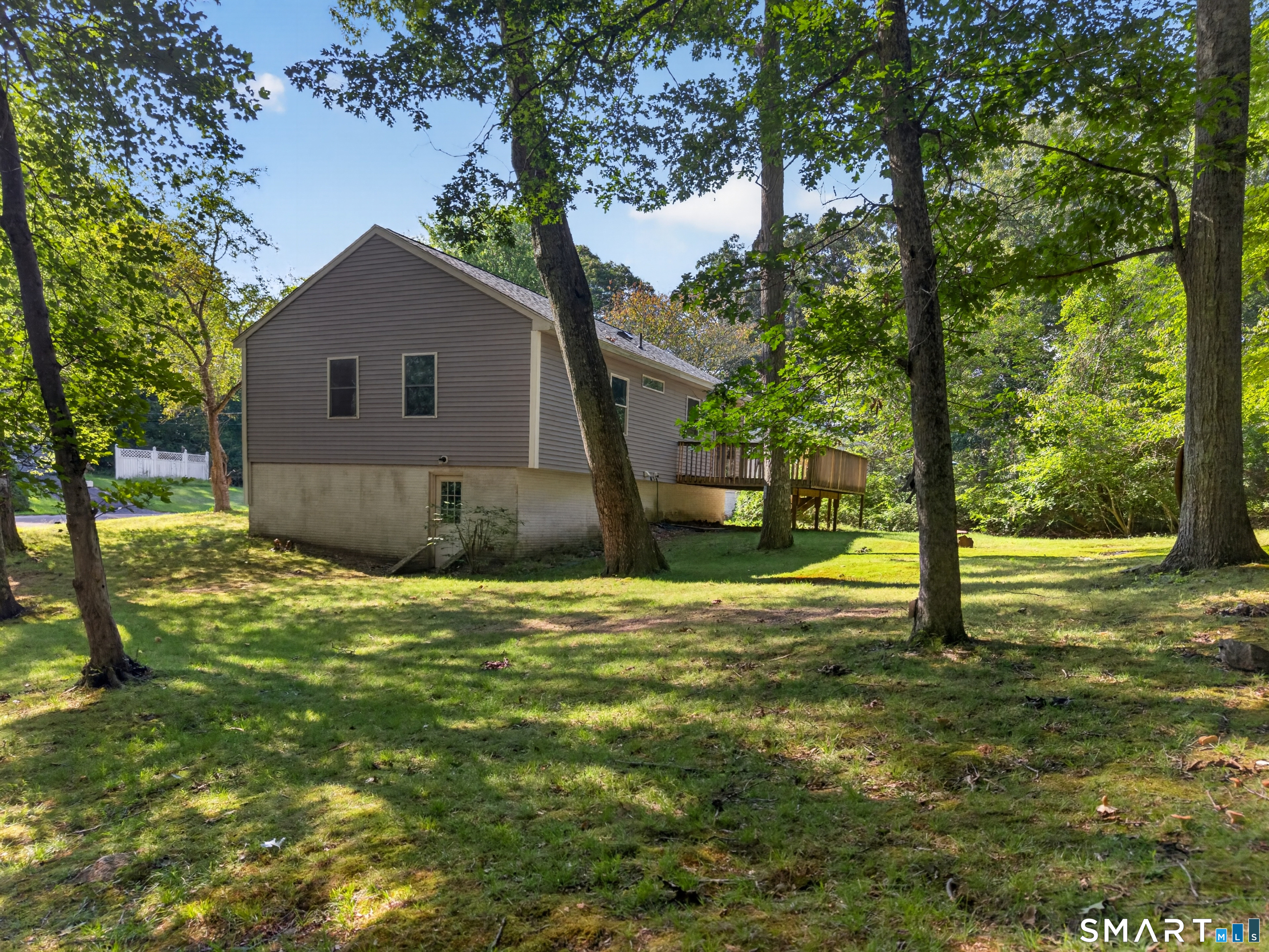 6 Hemlock Circle