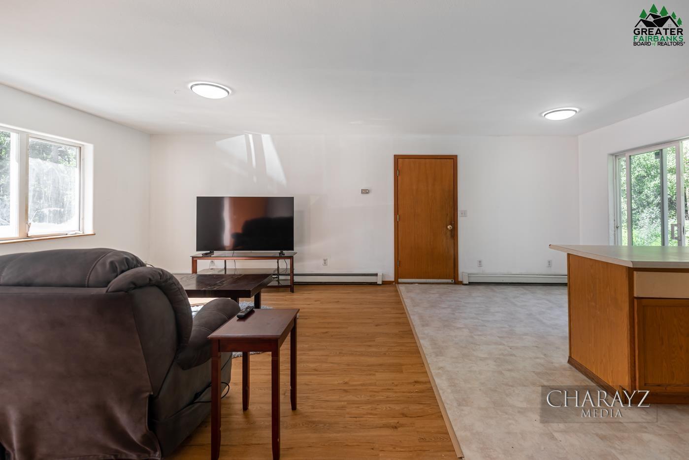 3790 HELENSDALE AVENUE