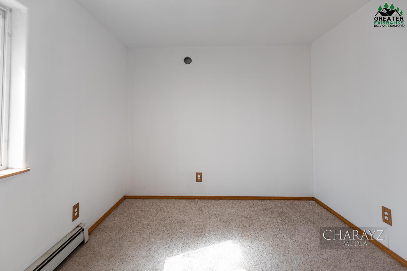 3790 HELENSDALE AVENUE