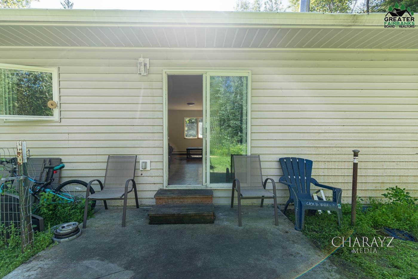 3790 HELENSDALE AVENUE