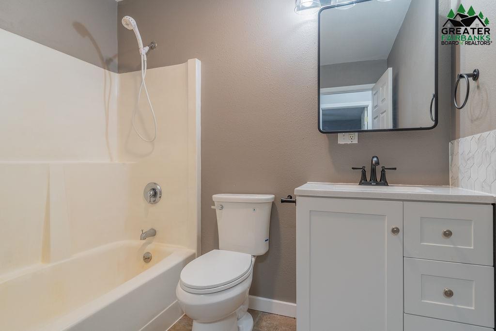 3845 PETER HAWK AVENUE