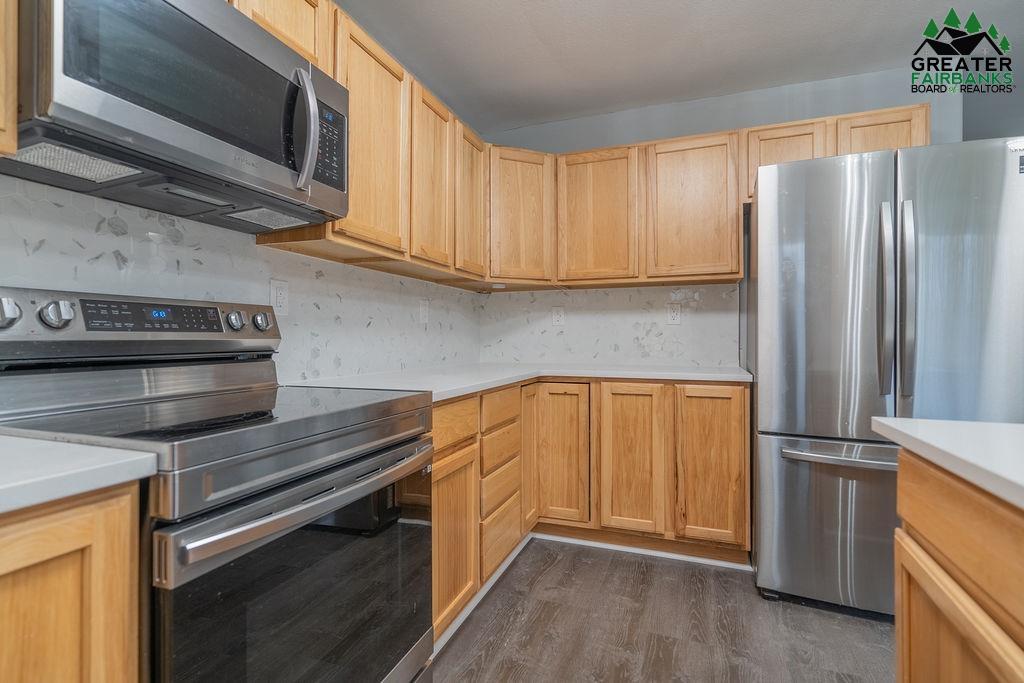 3845 PETER HAWK AVENUE