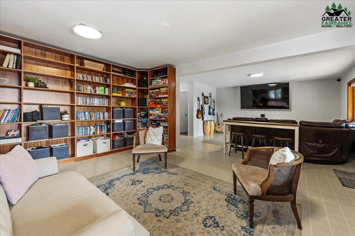 764 SENATE DRIVE
