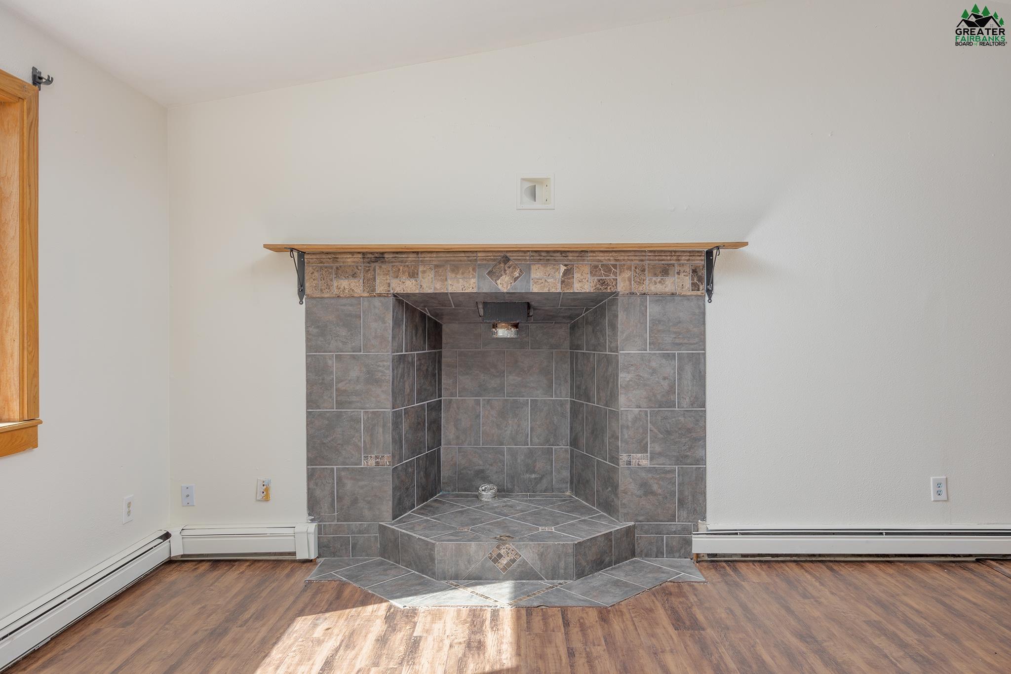 2658 CLYDESDALE DRIVE