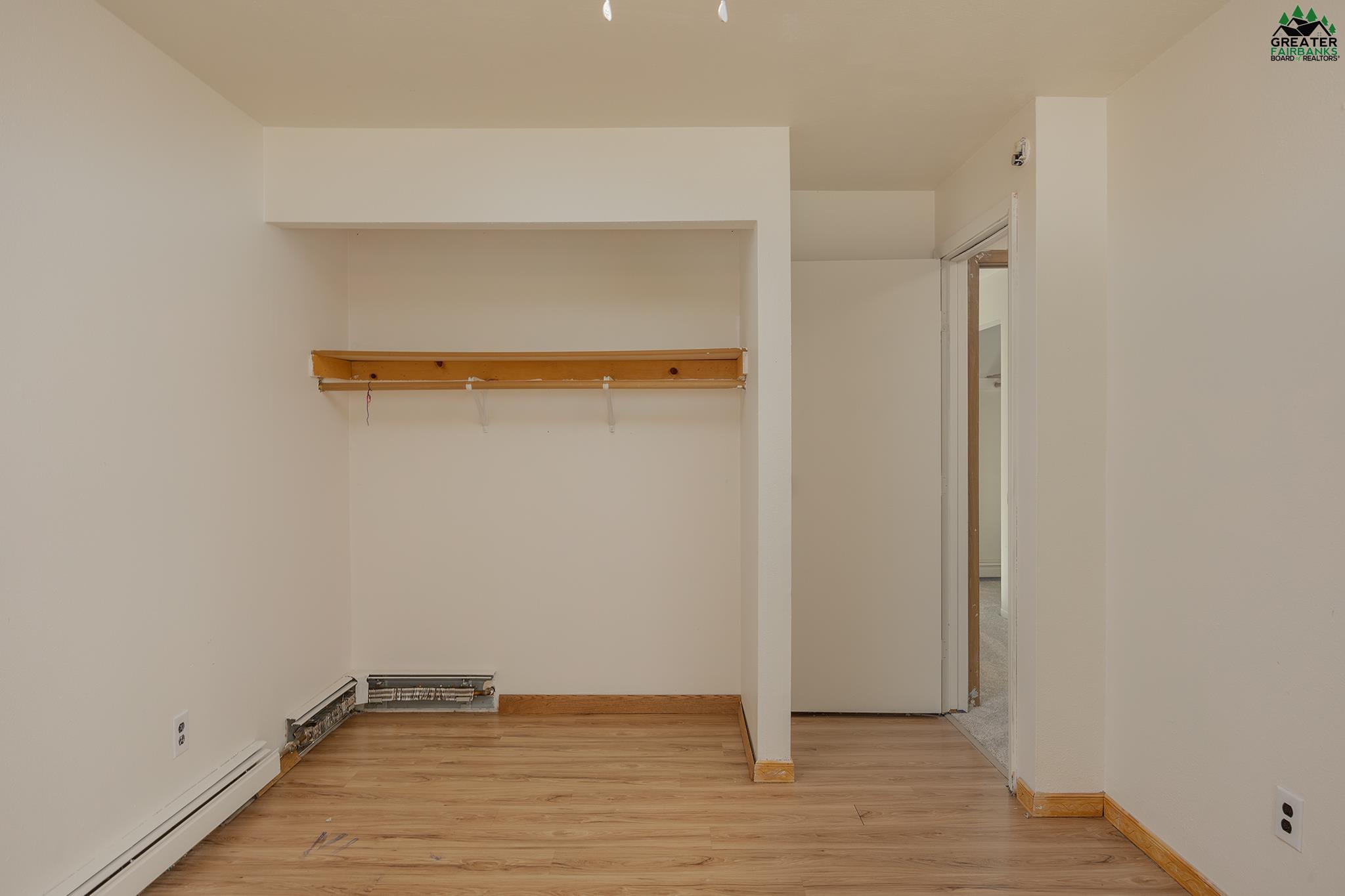 2658 CLYDESDALE DRIVE