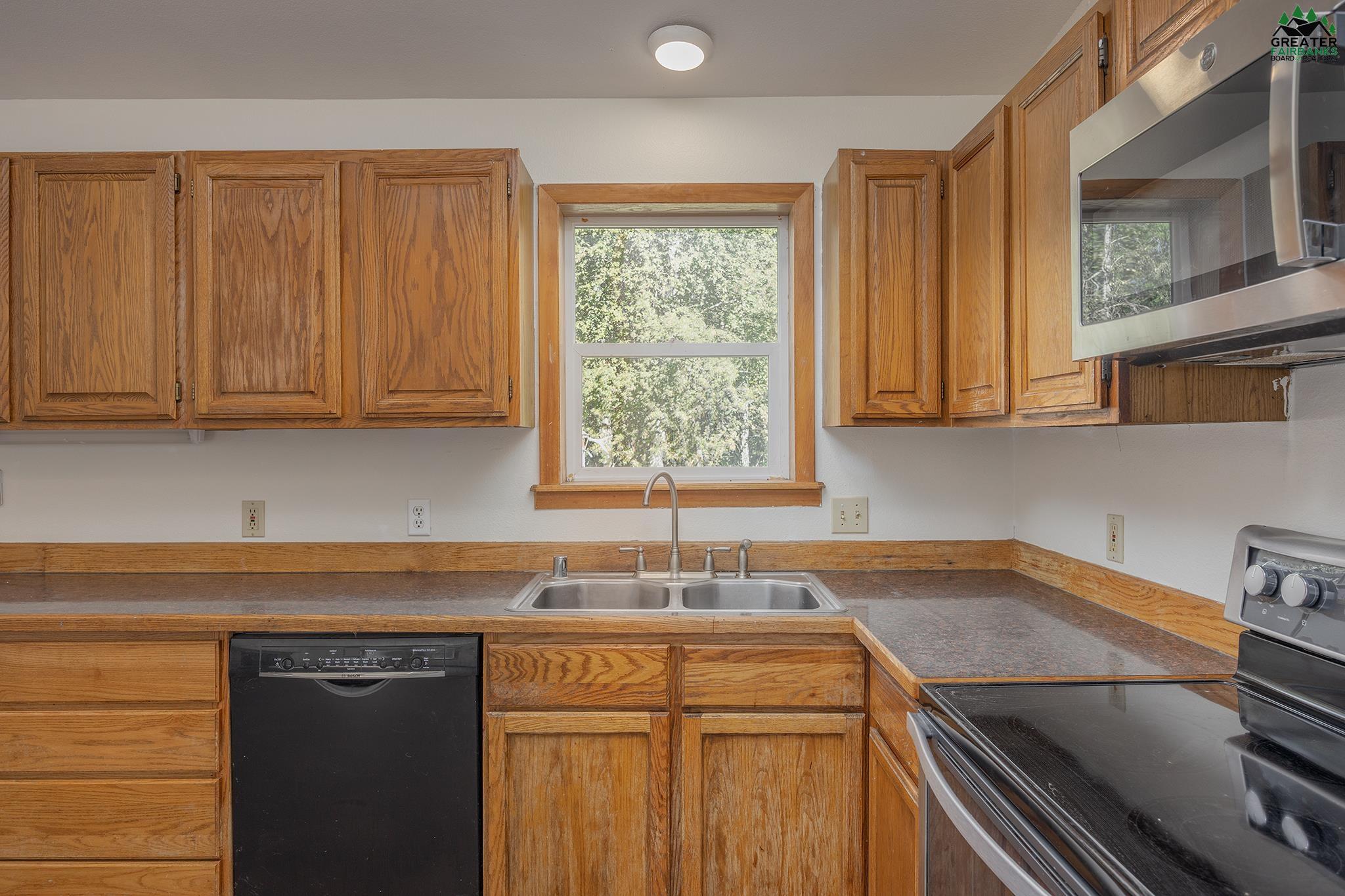 2658 CLYDESDALE DRIVE