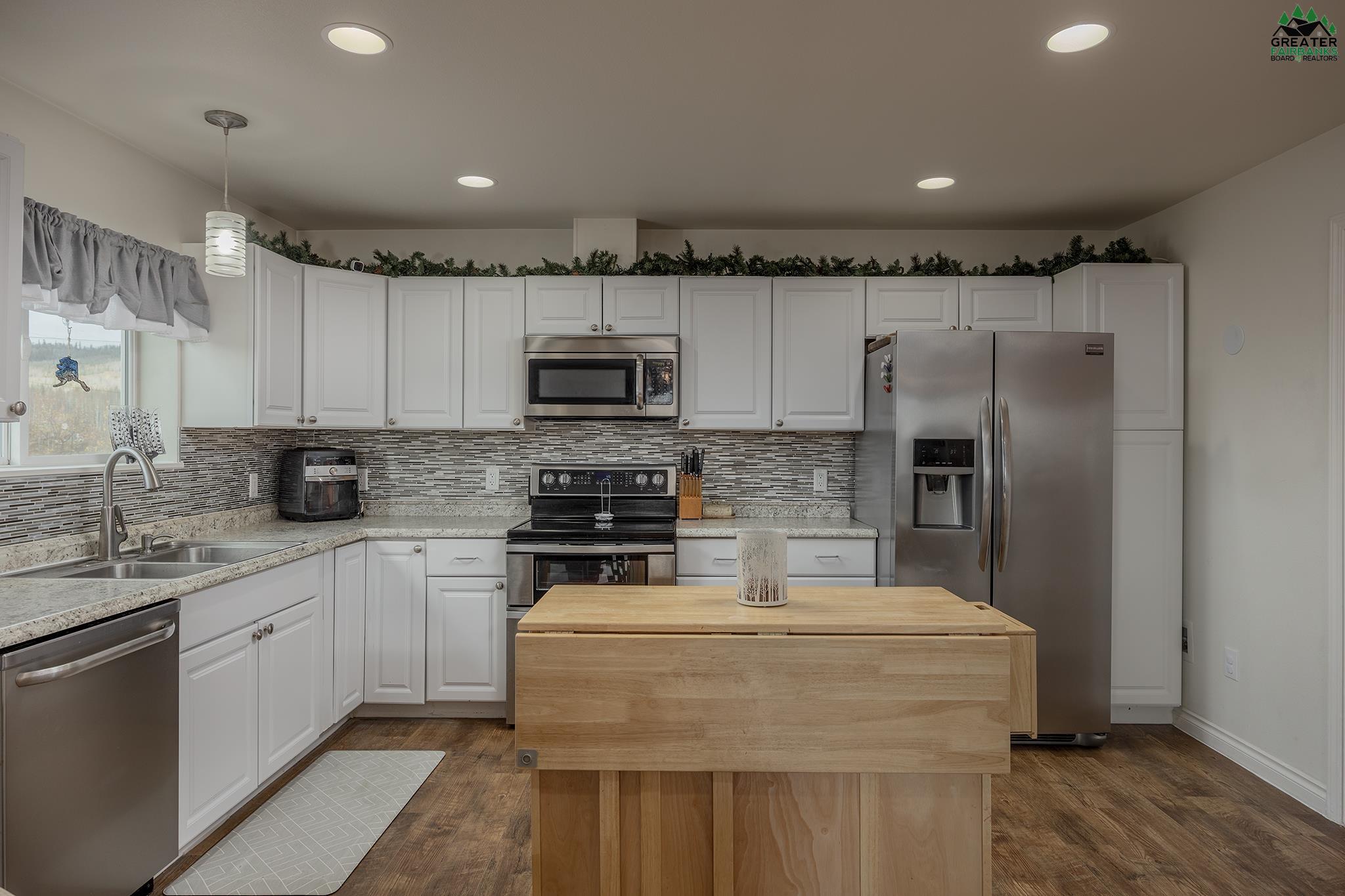1066 HELM DRIVE