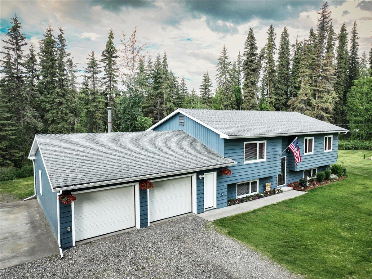 3052 Springs Boulevard North Pole AK