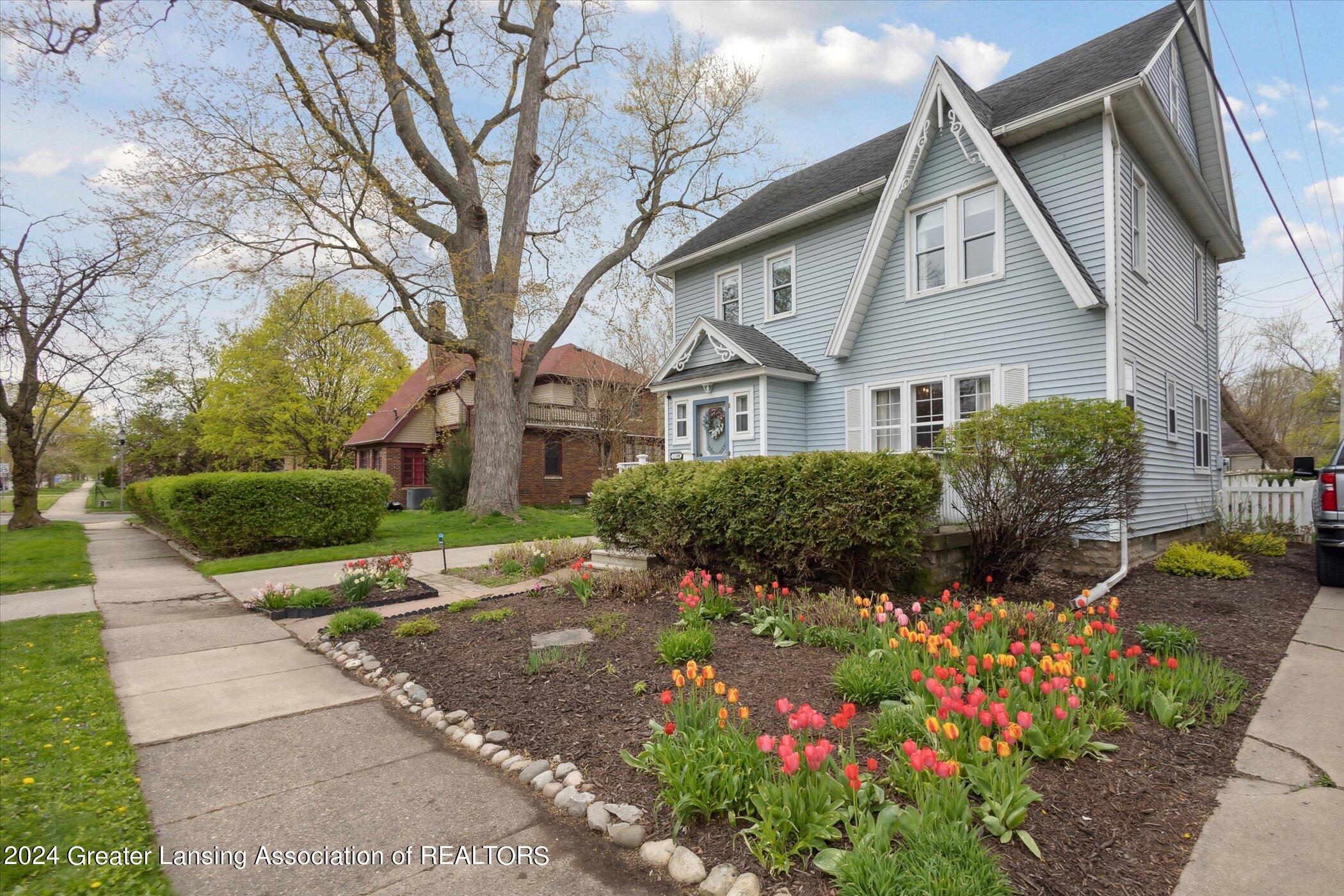 1509 W Kalamazoo Street