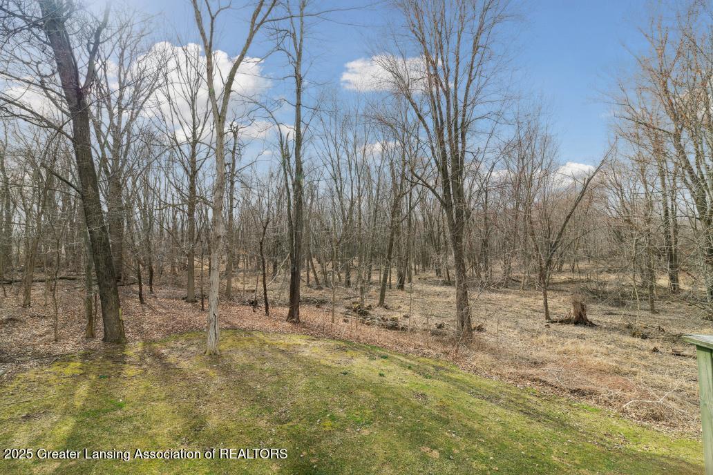 5215 N Hartel Road