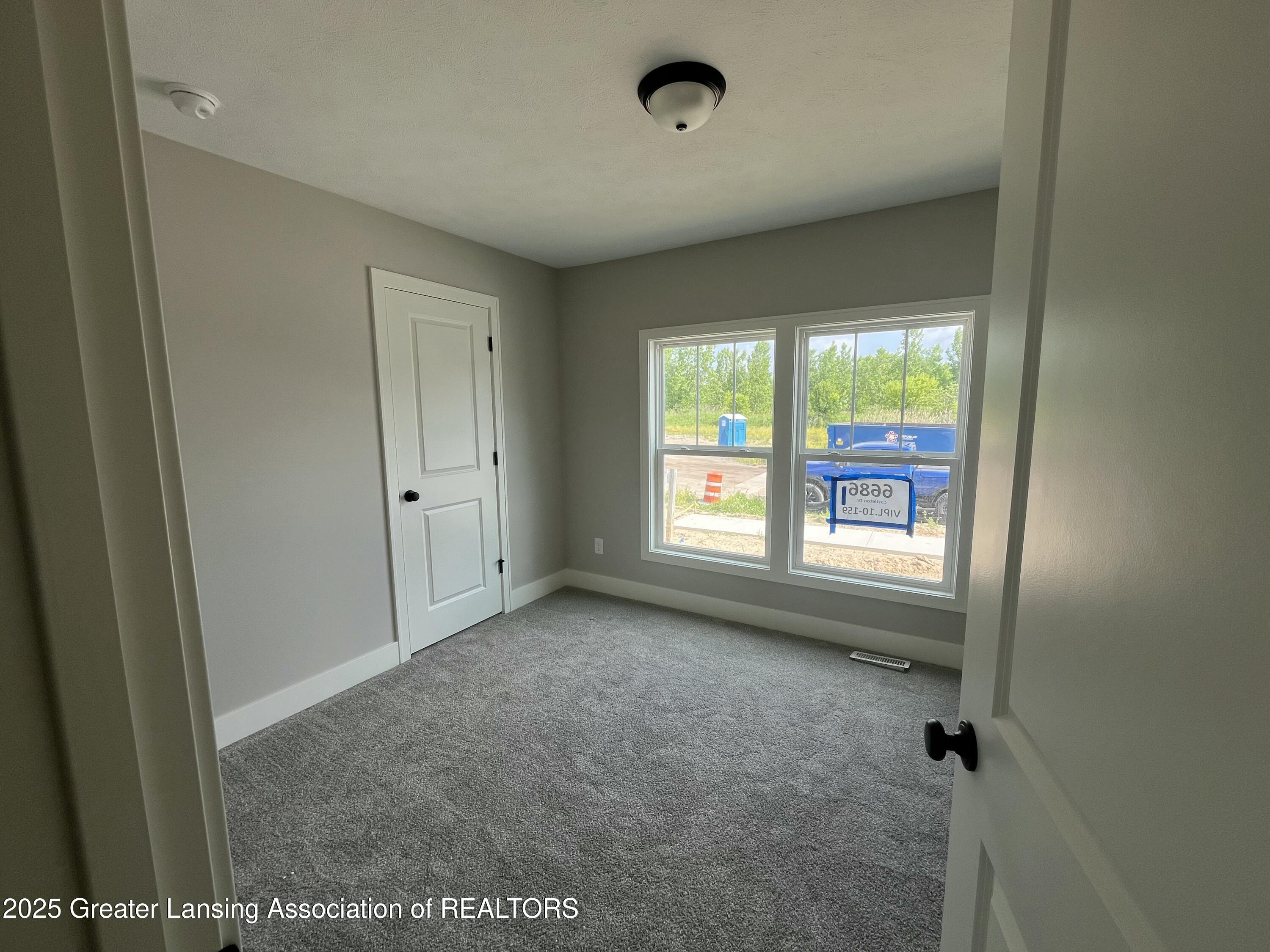 6686 Castleton Drive