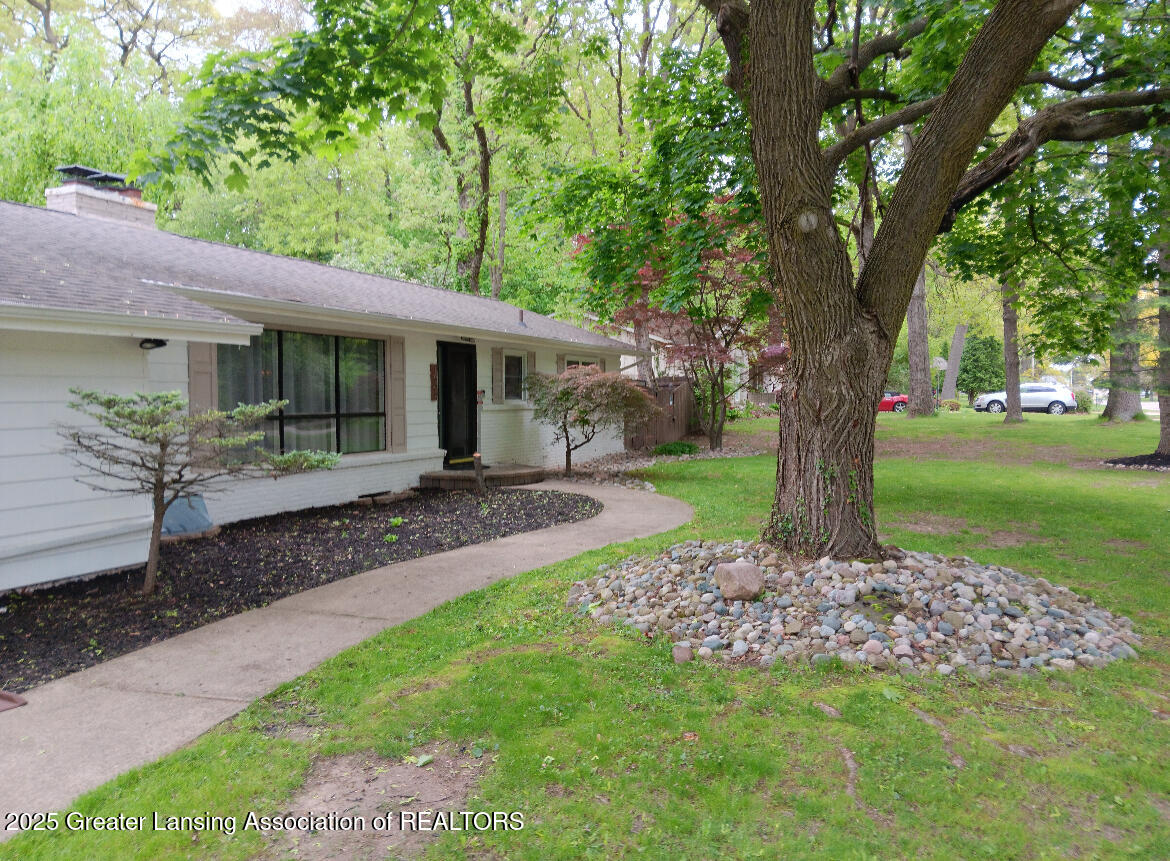 1504 Forest Hills Drive