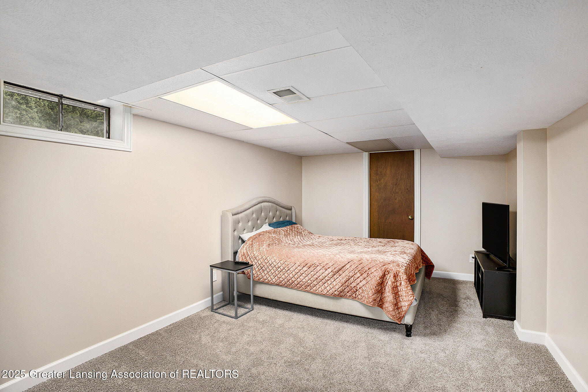 1504 Forest Hills Drive