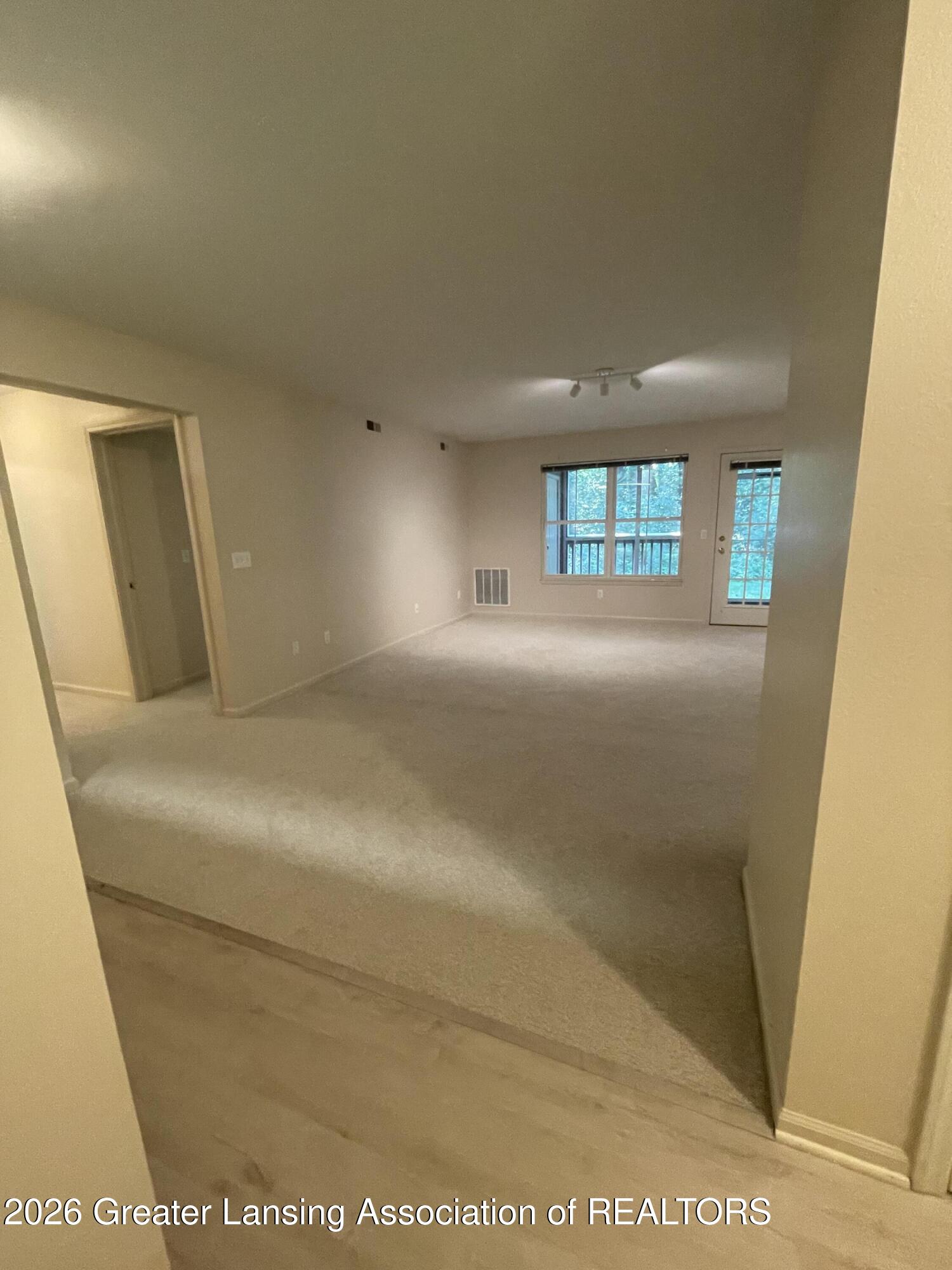 607 Curzon Court 103