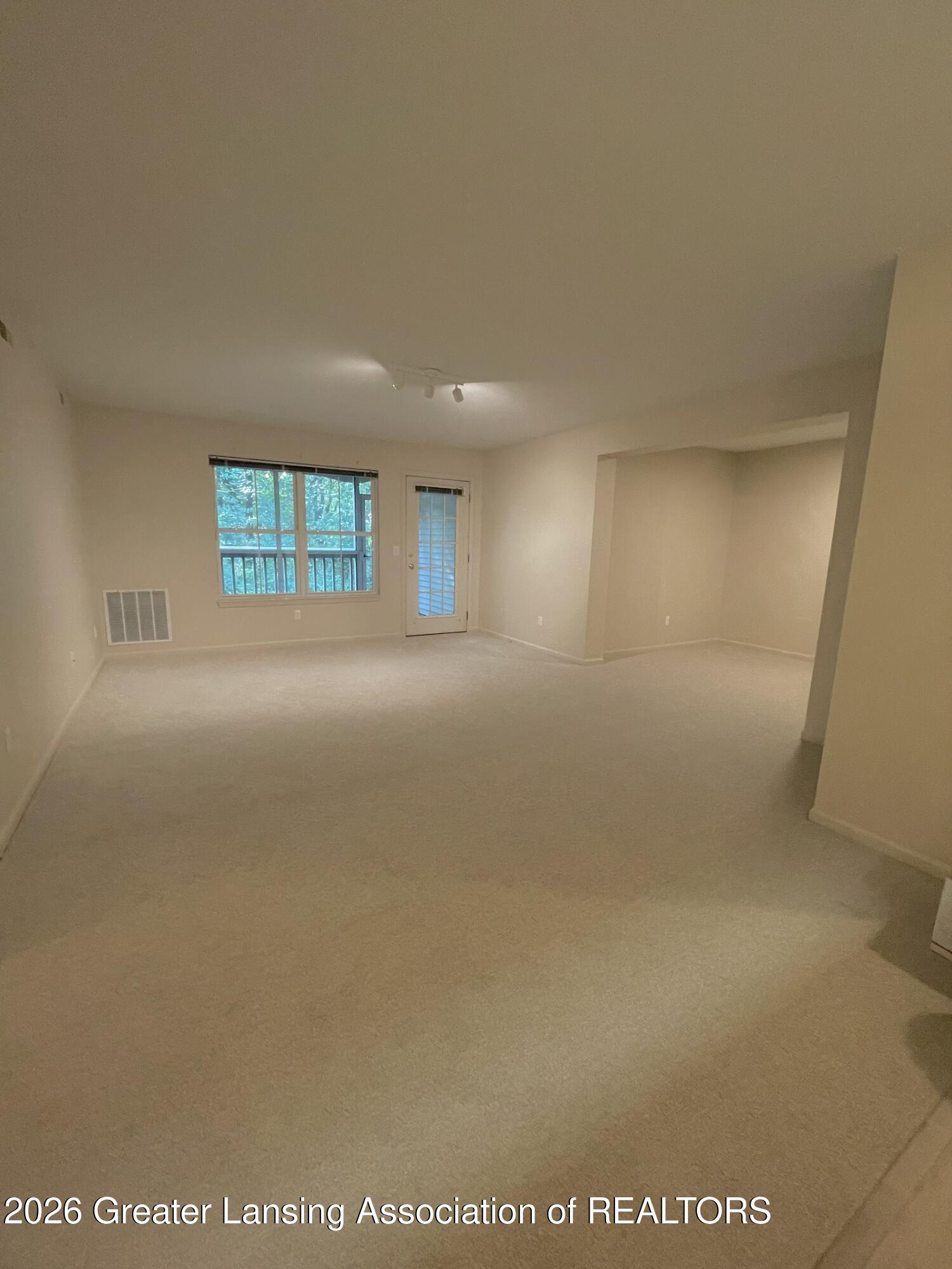 607 Curzon Court 103