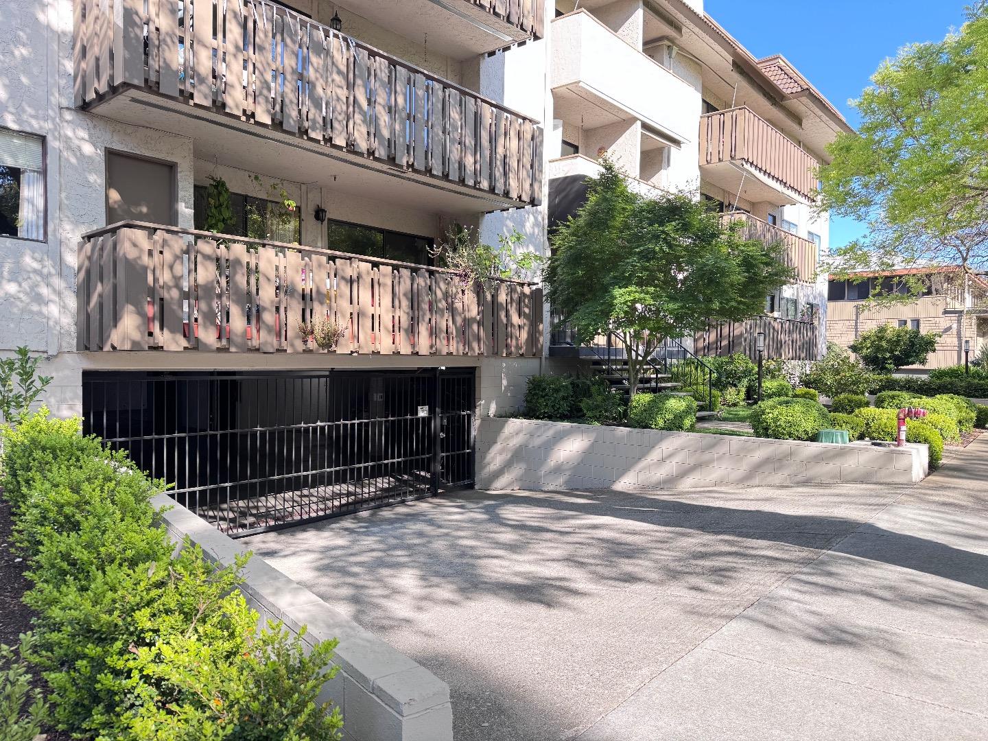 101 2nd ST 5