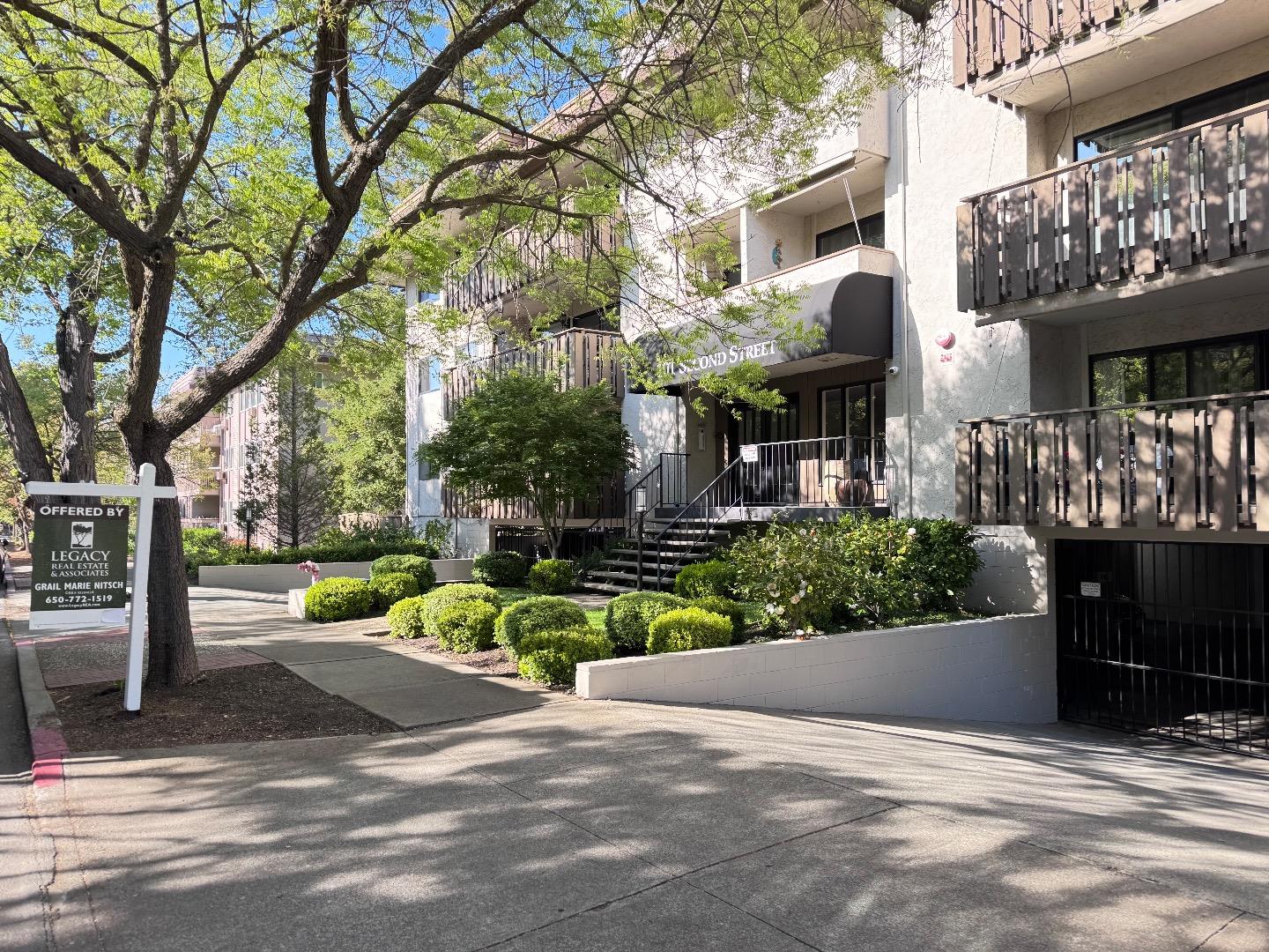 101 2nd ST 5