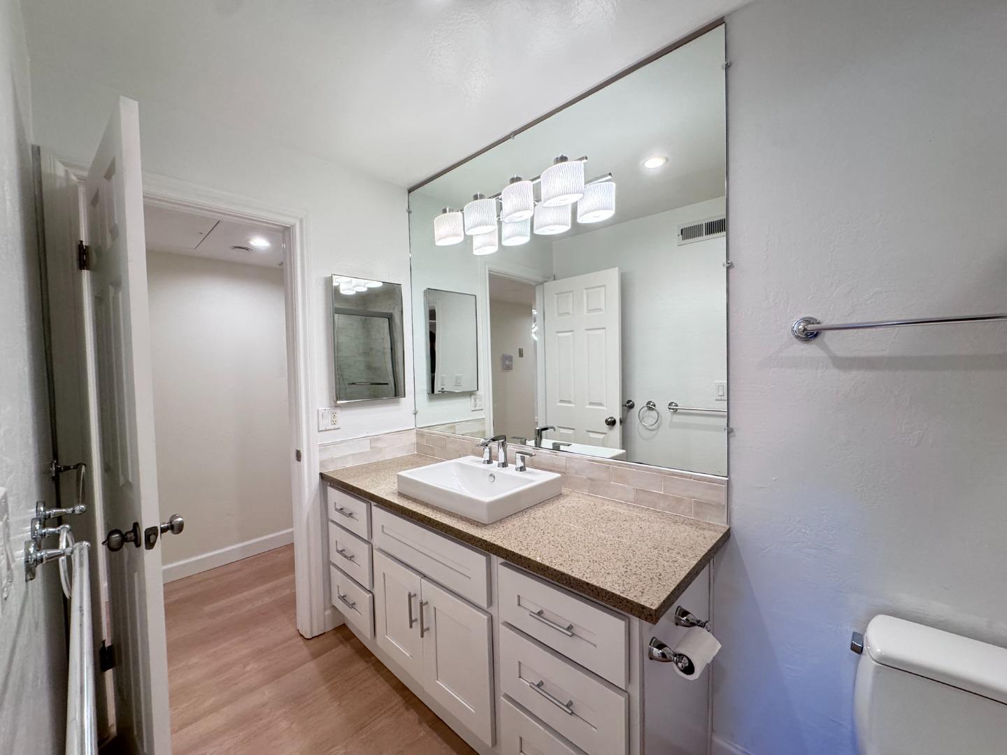 101 2nd ST 5