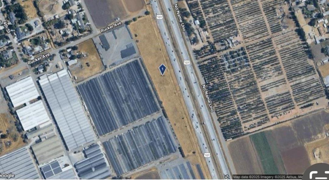 0 APN 835-07-018 and APN 835-07-019 Avenue