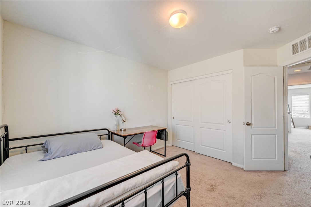 7604 Tiffany Lamp Court