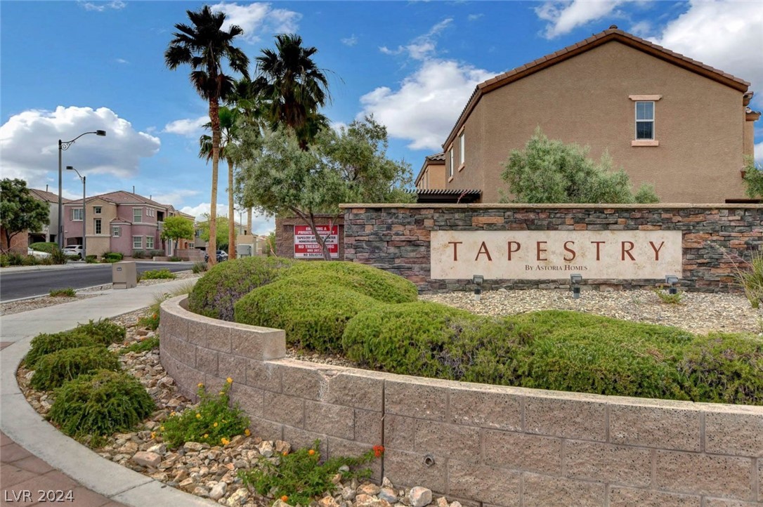 7604 Tiffany Lamp Court