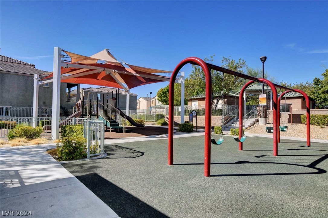 7604 Tiffany Lamp Court