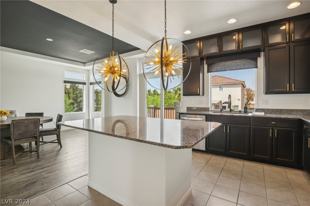 7695 Sandhaven Street