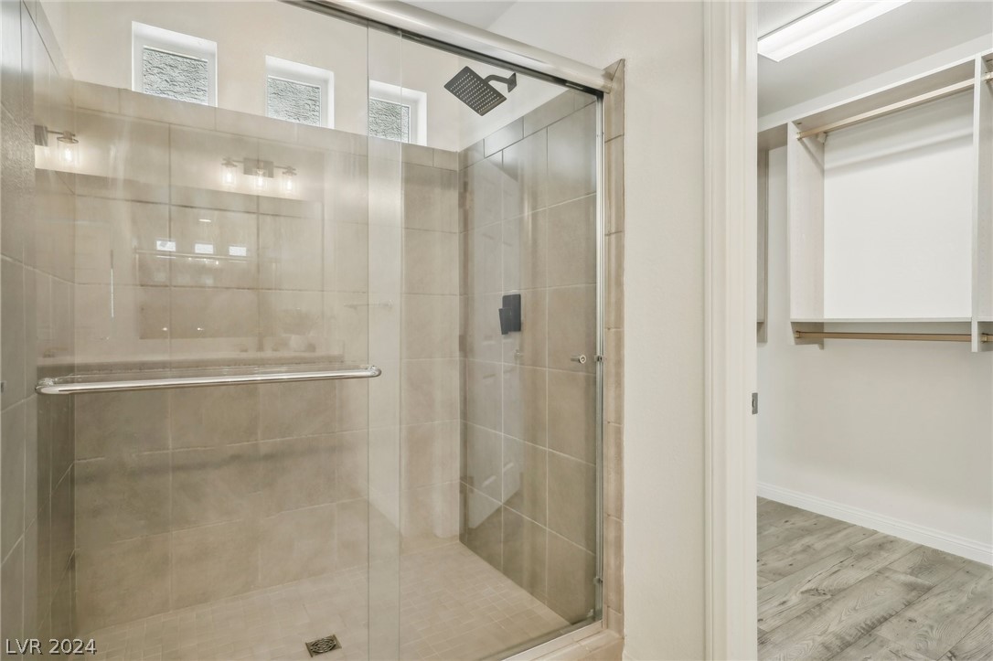 7695 Sandhaven Street