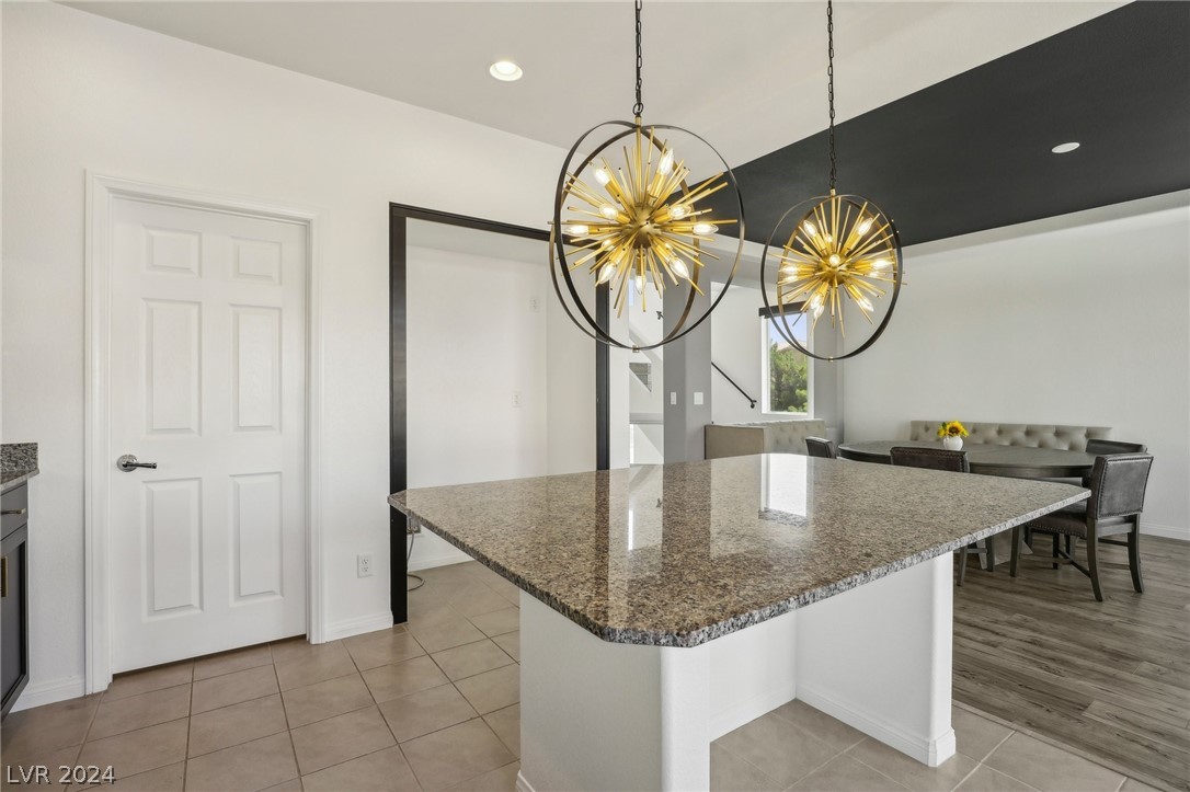 7695 Sandhaven Street