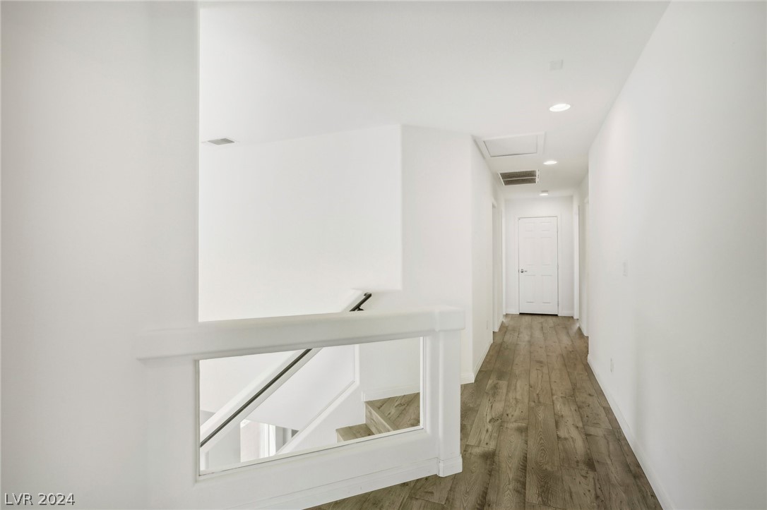 7695 Sandhaven Street