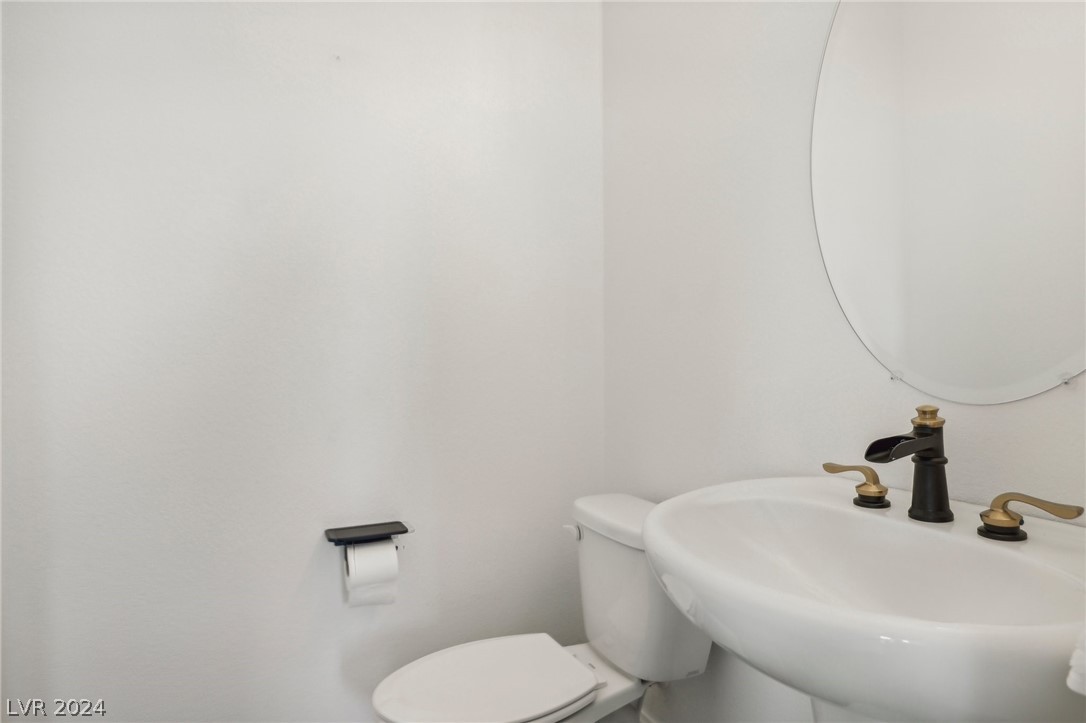 7695 Sandhaven Street