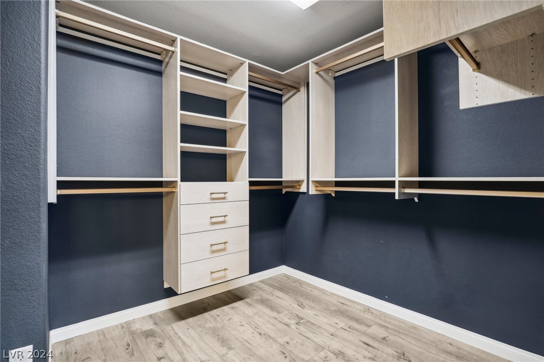 7695 Sandhaven Street