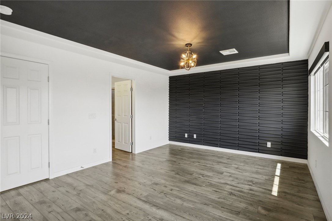 7695 Sandhaven Street