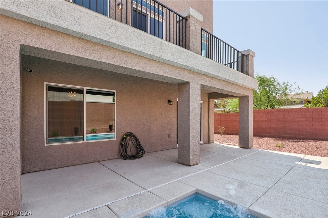 7695 Sandhaven Street