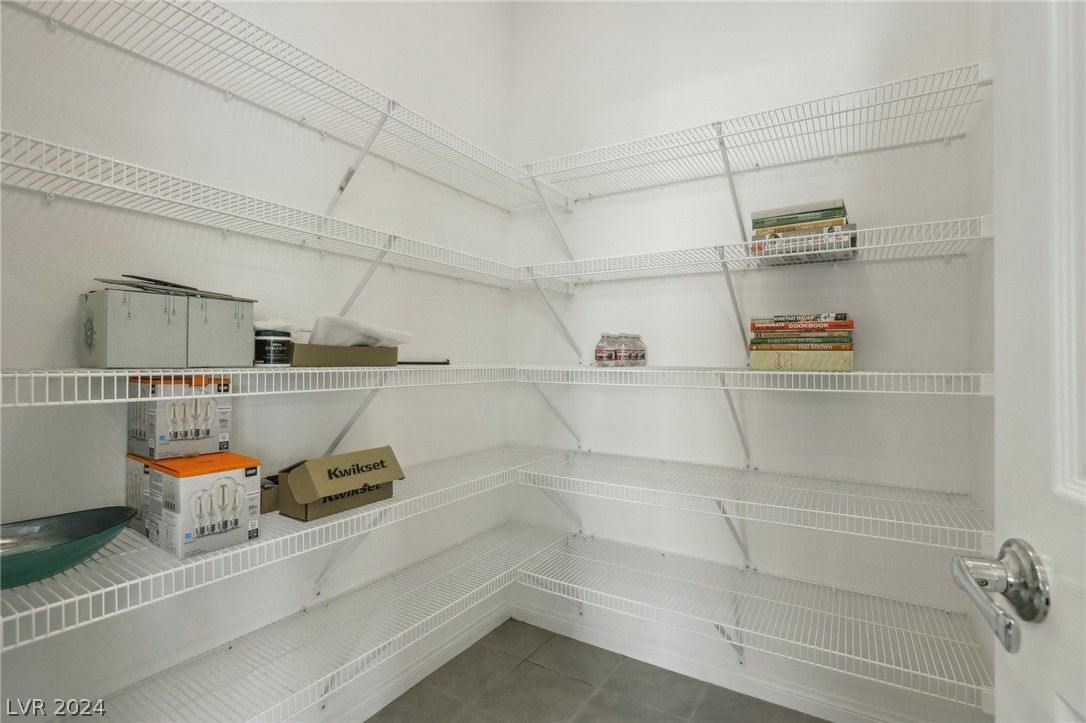 7695 Sandhaven Street