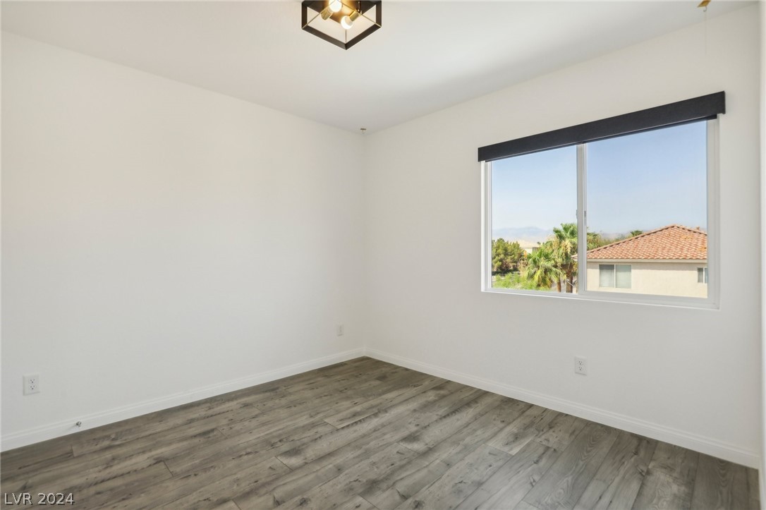 7695 Sandhaven Street