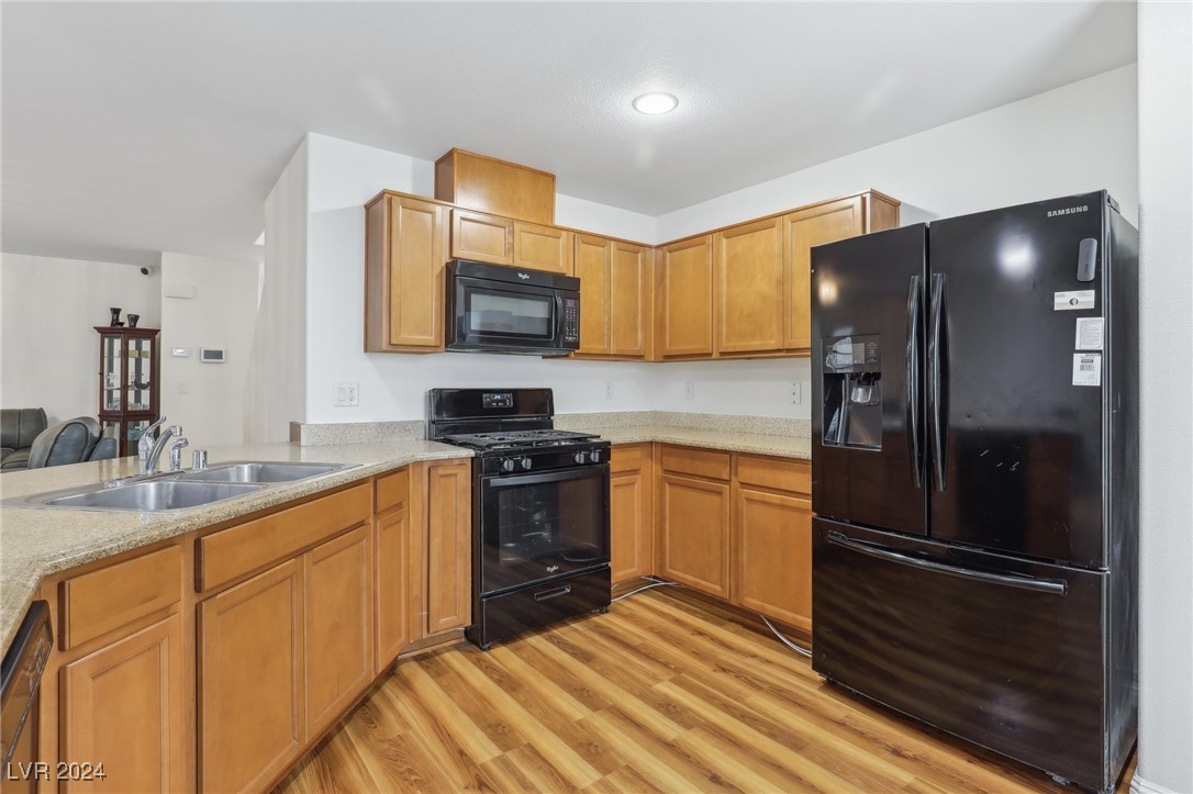 5532 South Riley Street