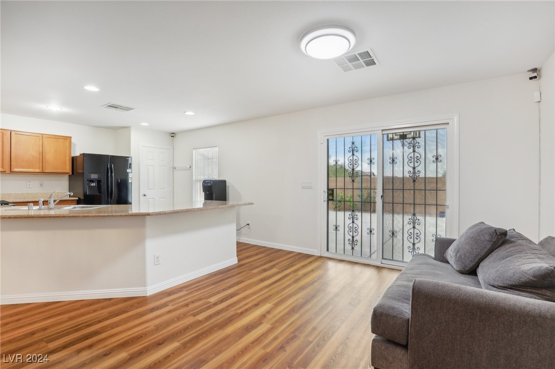 5532 South Riley Street