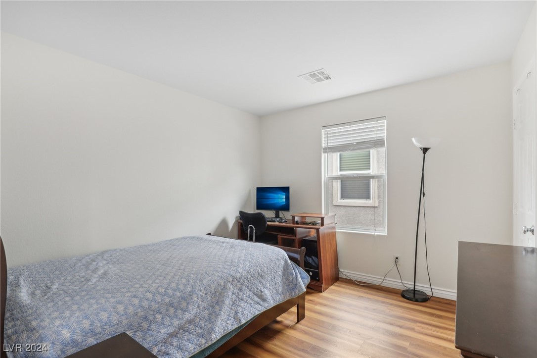 5532 South Riley Street