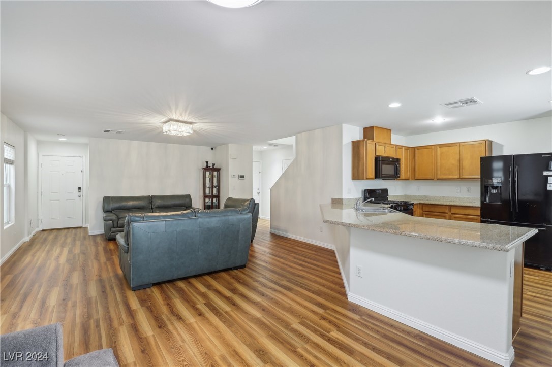 5532 South Riley Street