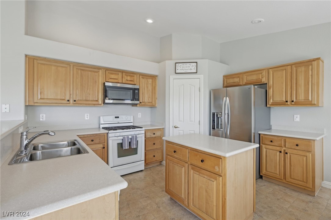 5848 Gangplank Street