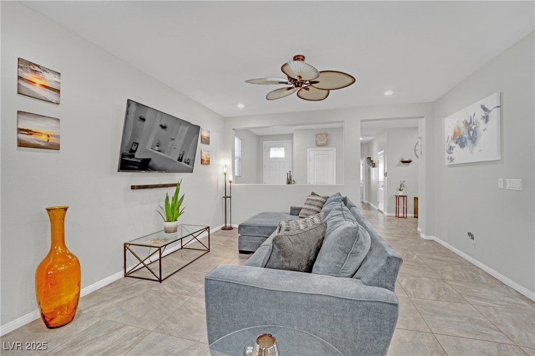 7553 Mojave Wind Avenue