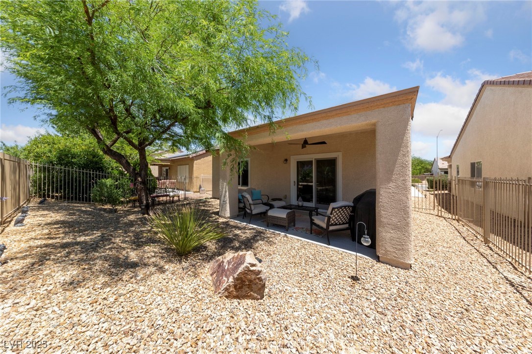 7945 Grey Teal Street