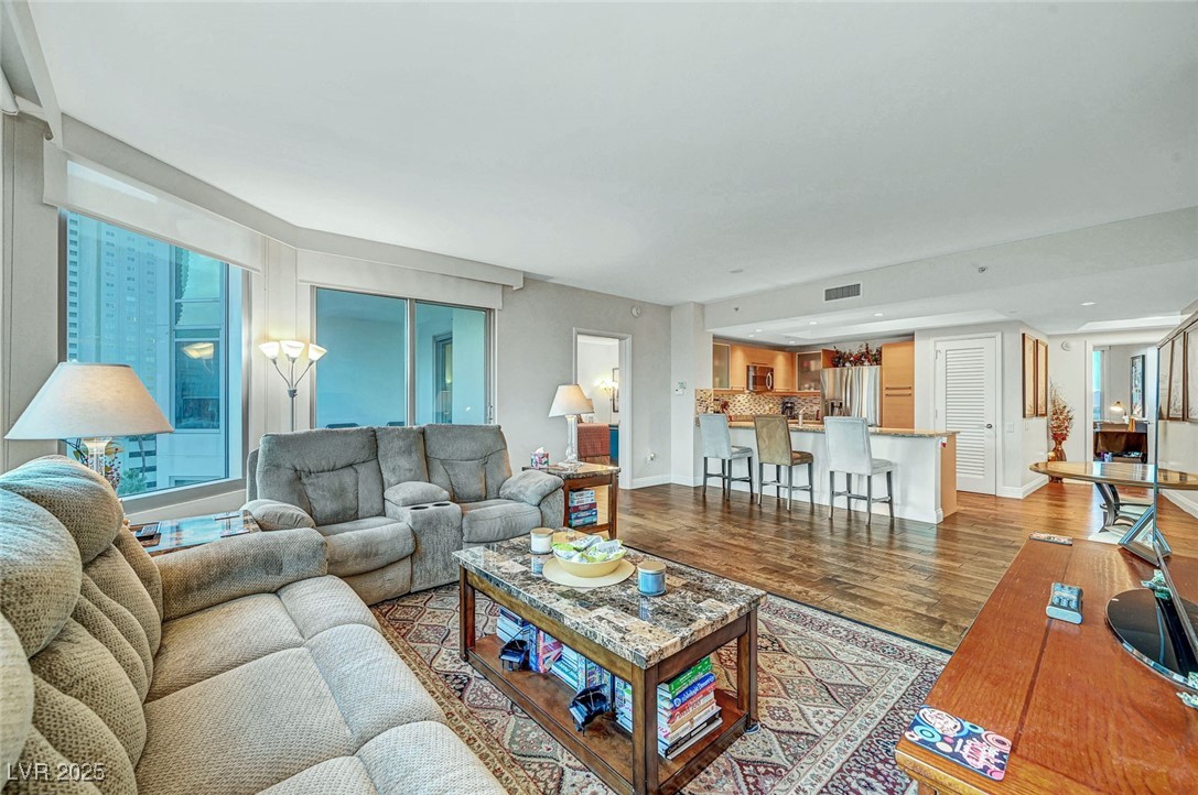 222 Karen Avenue 601