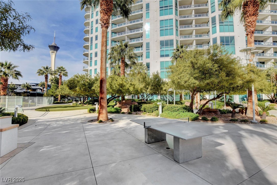 222 Karen Avenue 601
