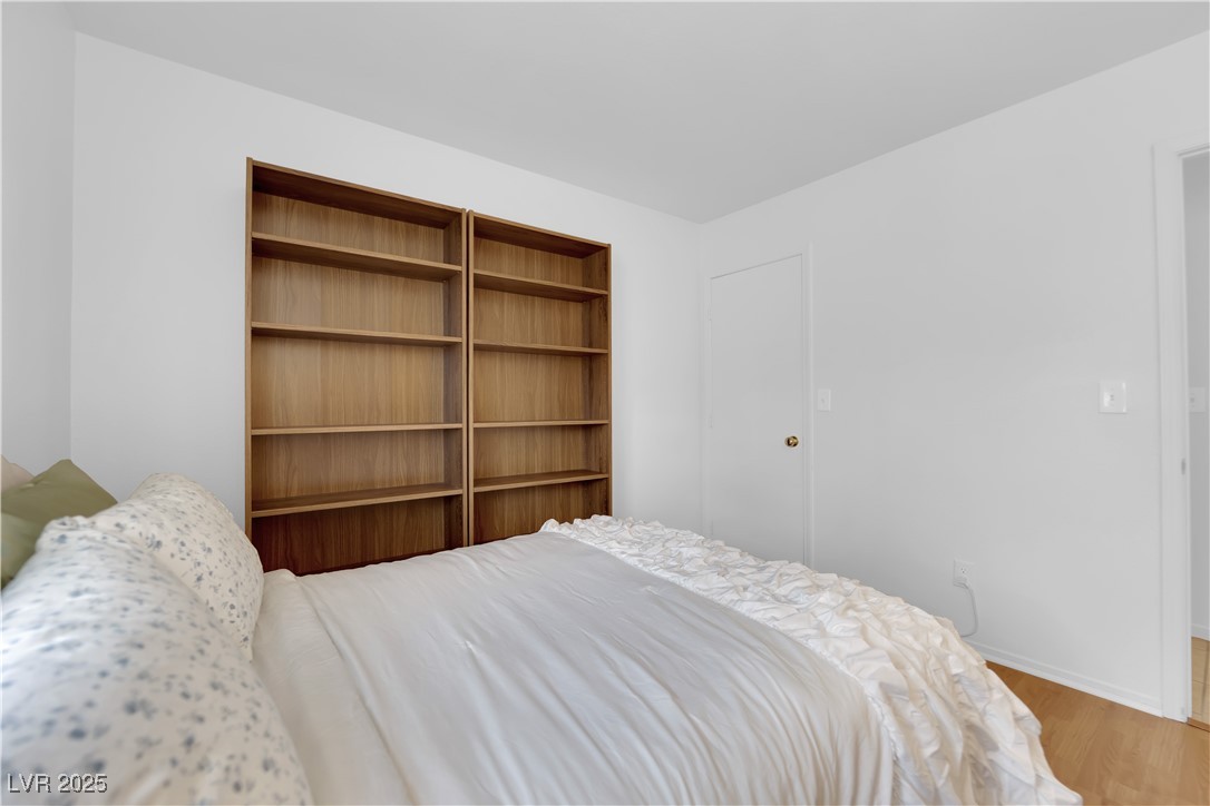 3102 Honeysuckle Avenue