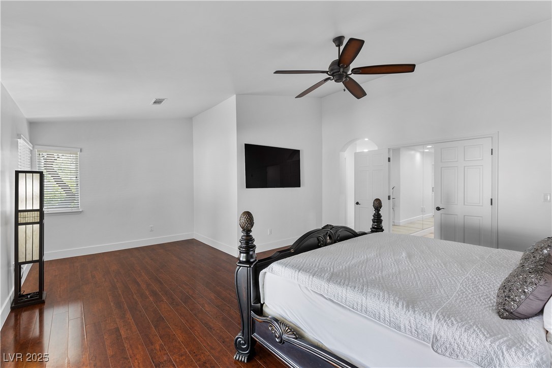 2250 Bowie Circle