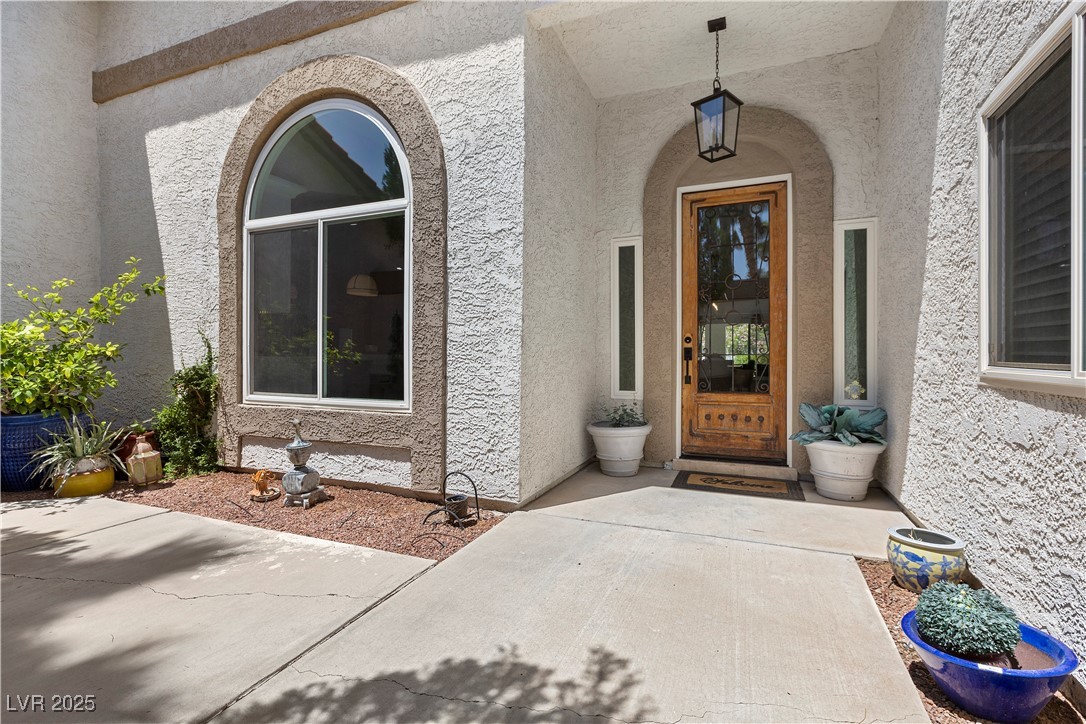 2250 Bowie Circle